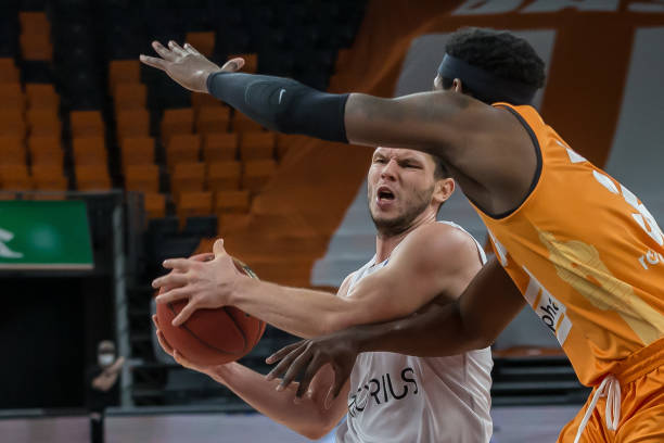 在某场焦点 在某场焦点